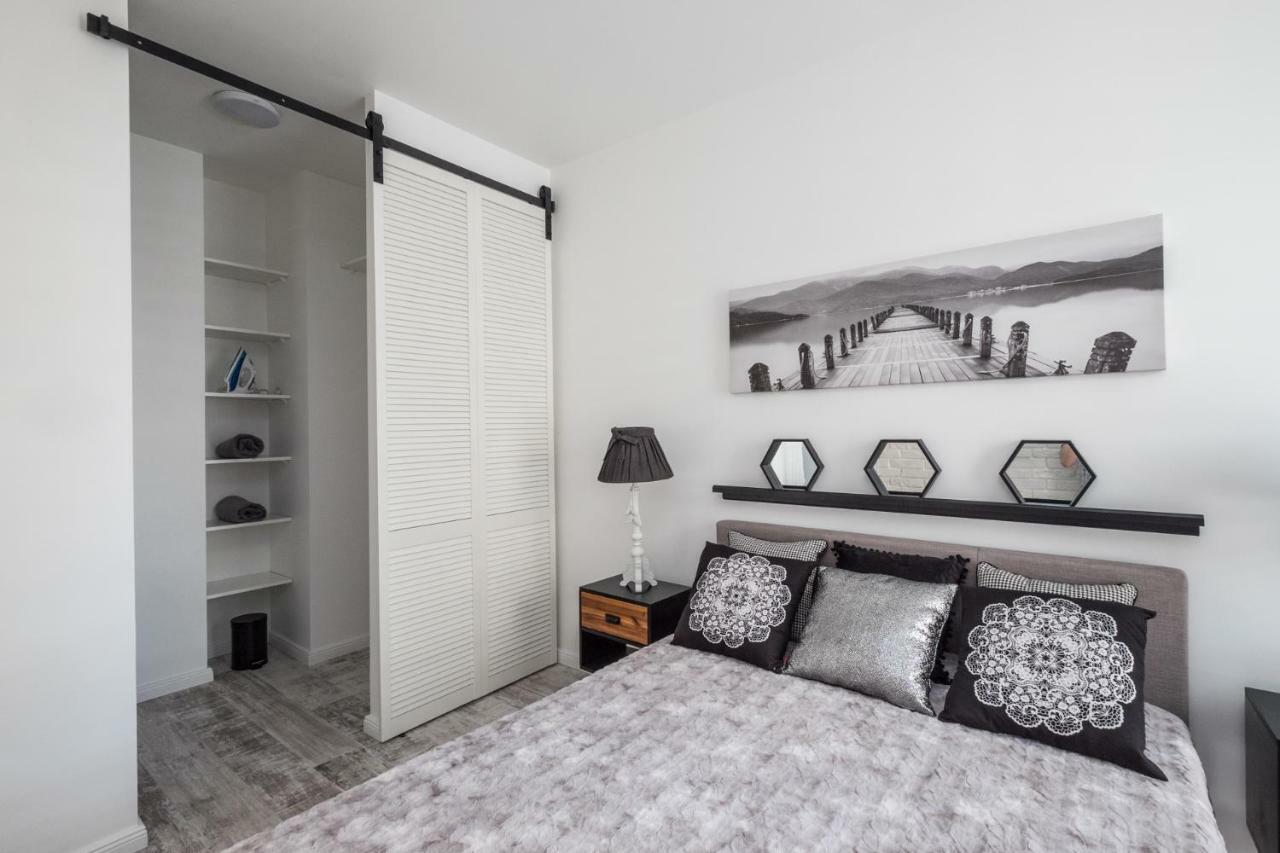 ורשה Good Time Apartment Business Center מראה חיצוני תמונה